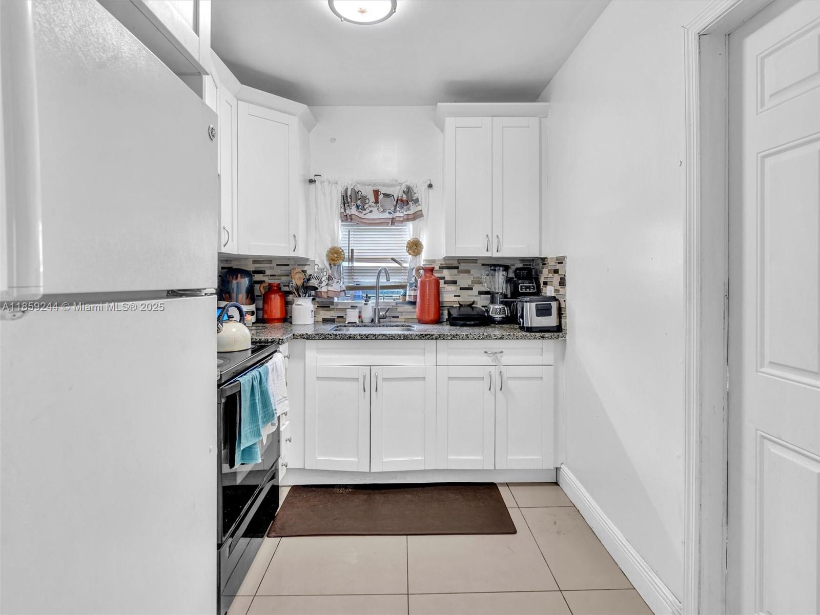   /  2136 sq. ft. $ 2025-08-15 0 Photo
