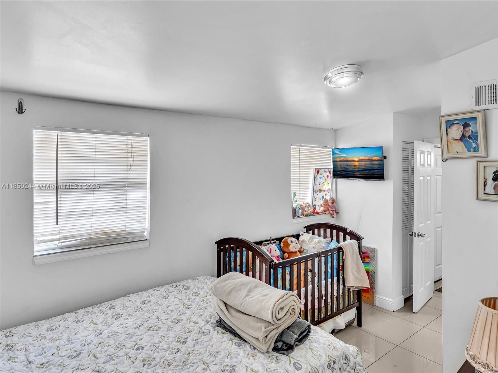   /  2136 sq. ft. $ 2025-08-15 0 Photo
