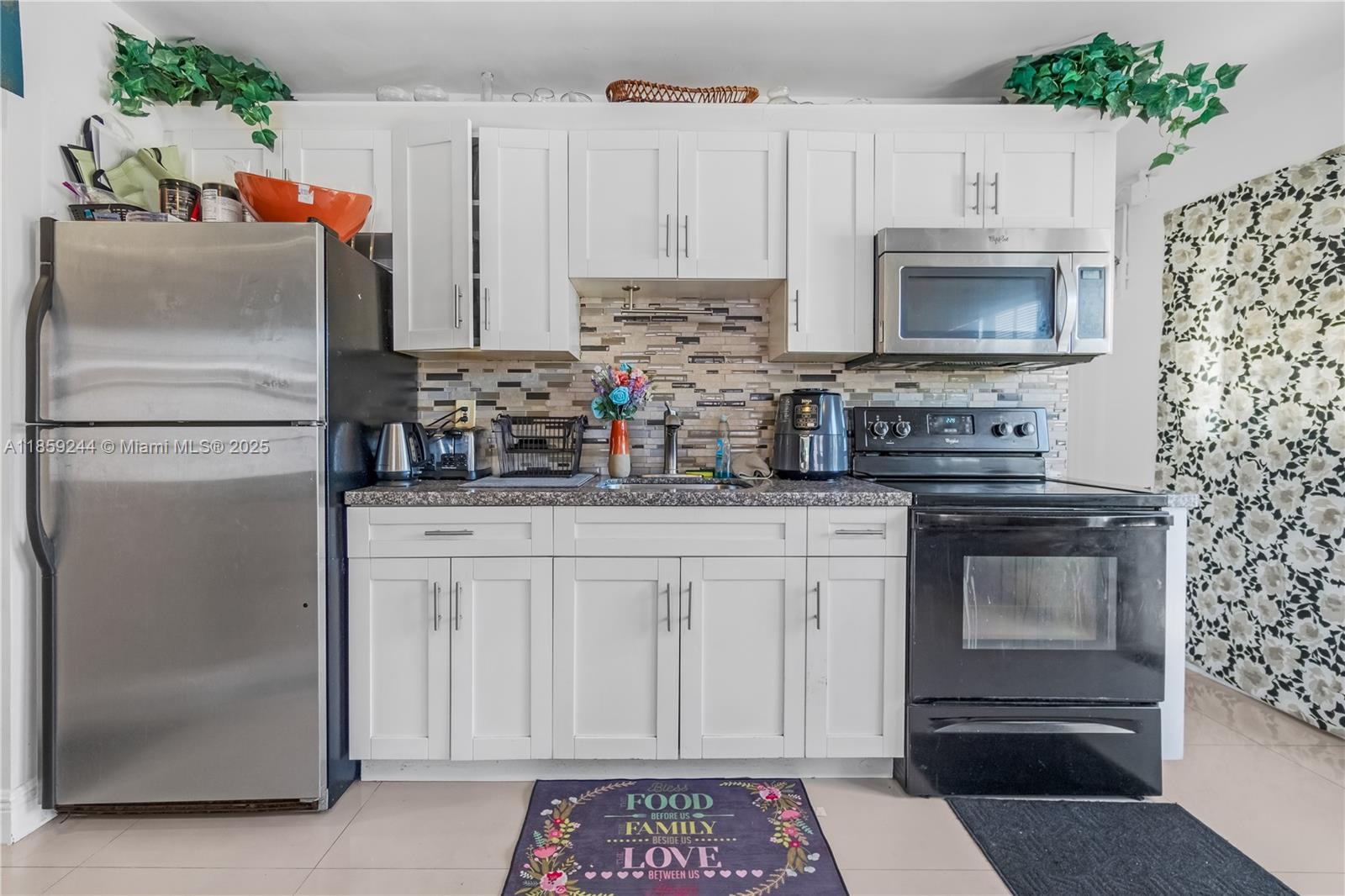   /  2136 sq. ft. $ 2025-08-15 0 Photo