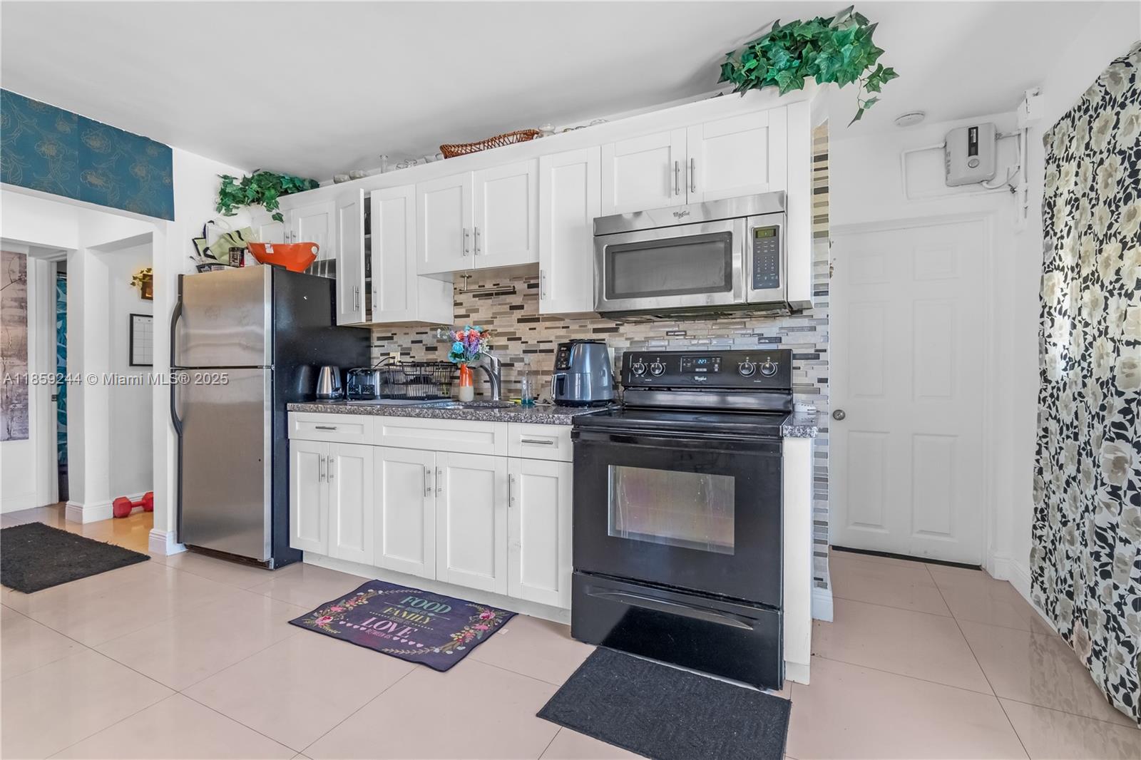   /  2136 sq. ft. $ 2025-08-15 0 Photo