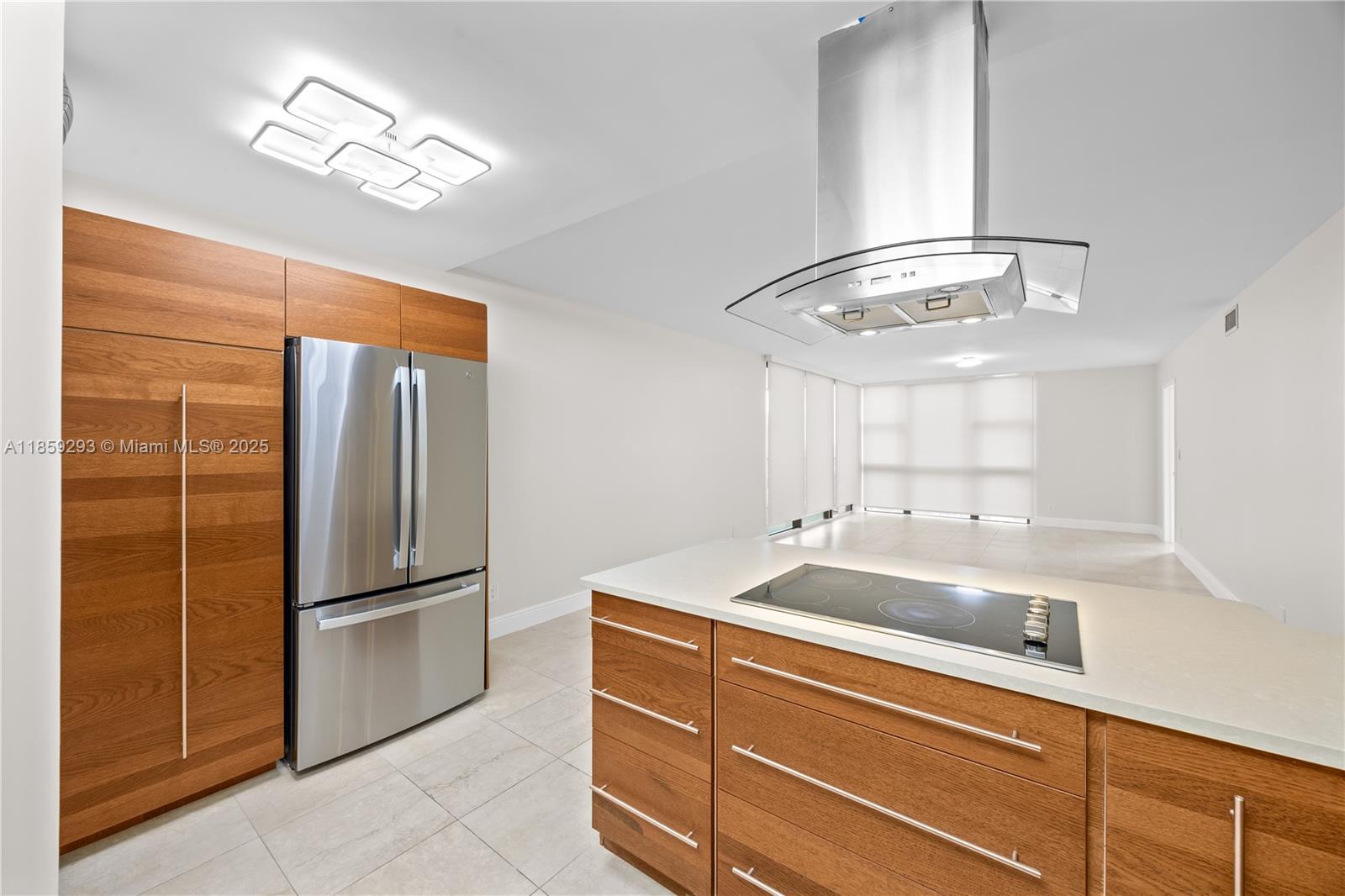 Photo of 20379 Country Club Dr  #1239, Aventura, Florida, 33180 - 
