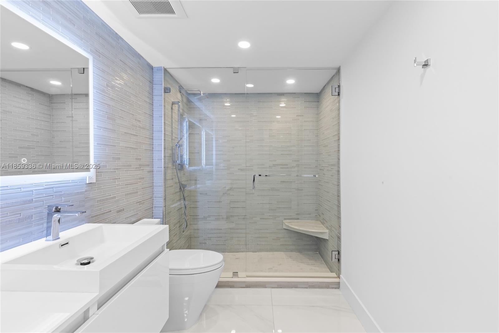 Photo of 9801 Collins Ave  #20G, Bal Harbour, Florida, 33154 - 