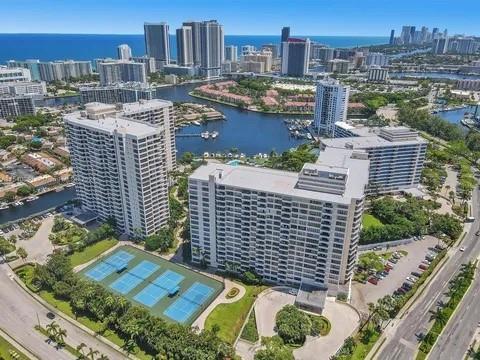 Photo of 2500 Parkview #814, Hallandale Beach, Florida, 33009 - Photo 2