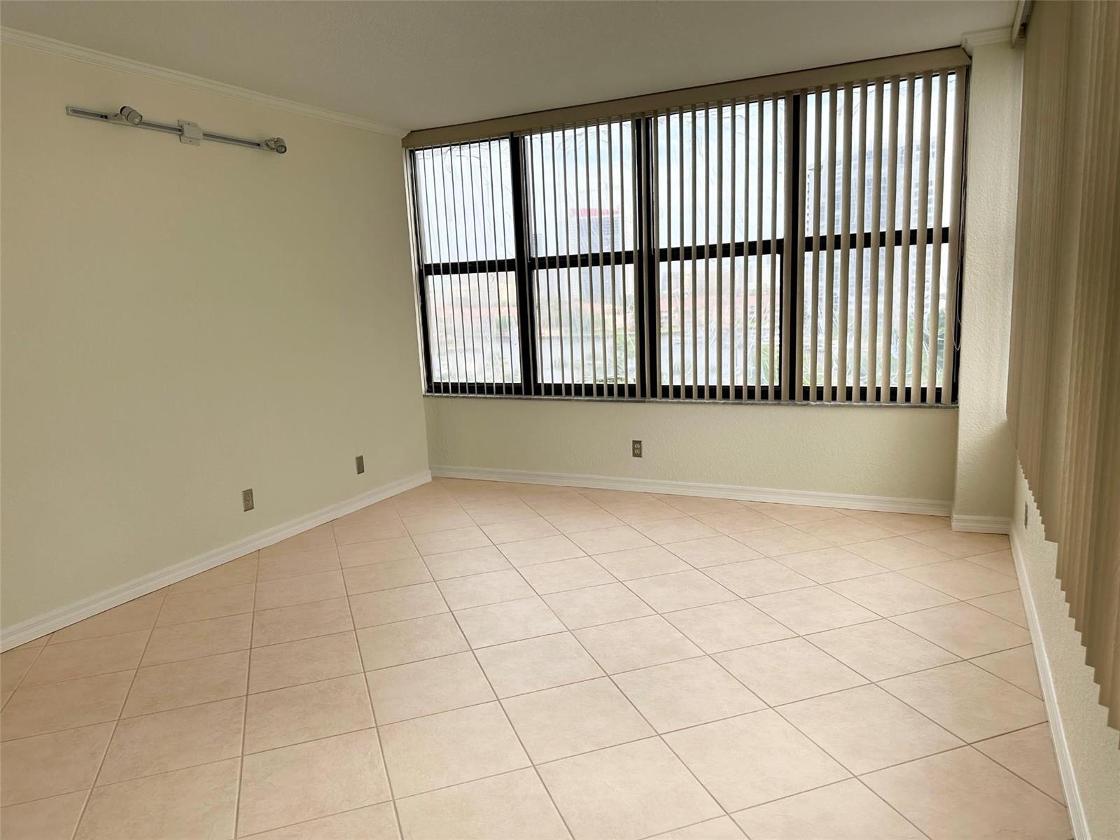 Photo of 2500 Parkview #814, Hallandale Beach, Florida, 33009 - Photo 29