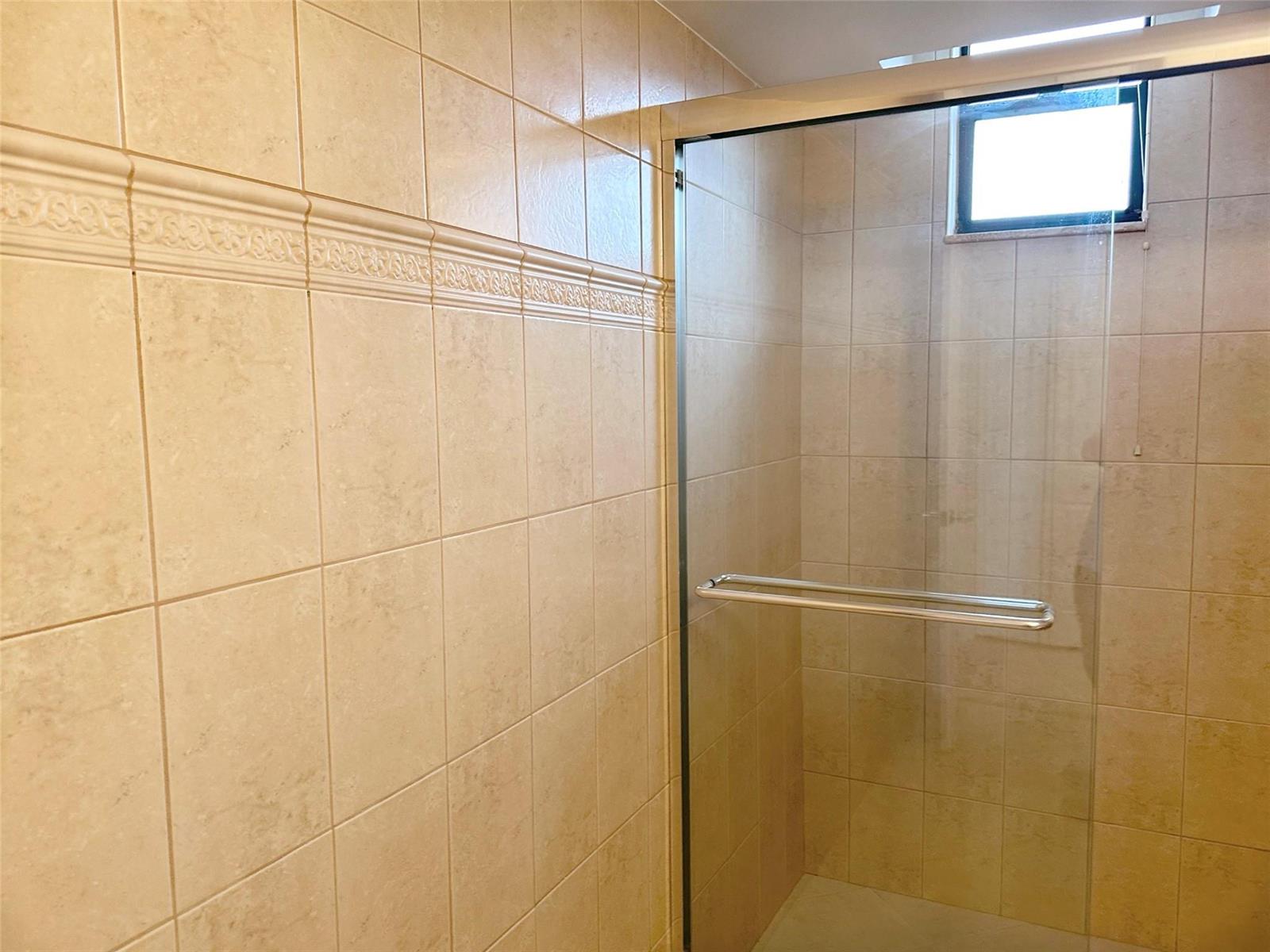 Photo of 2500 Parkview #814, Hallandale Beach, Florida, 33009 - Photo 30