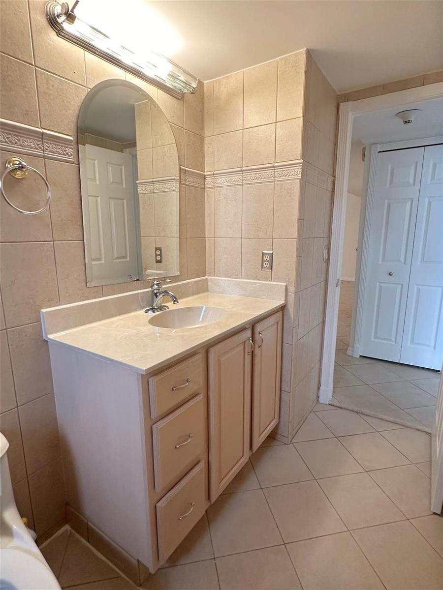 Photo of 2500 Parkview #814, Hallandale Beach, Florida, 33009 - Photo 35