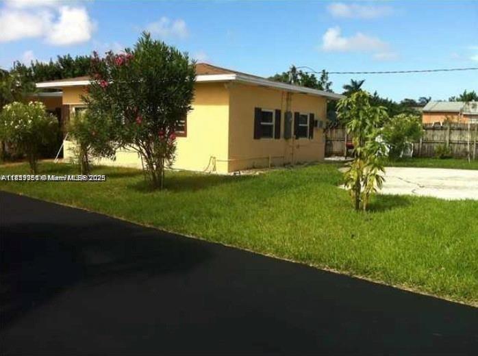   /  2400 sq. ft. $ 2025-08-15 0 foto