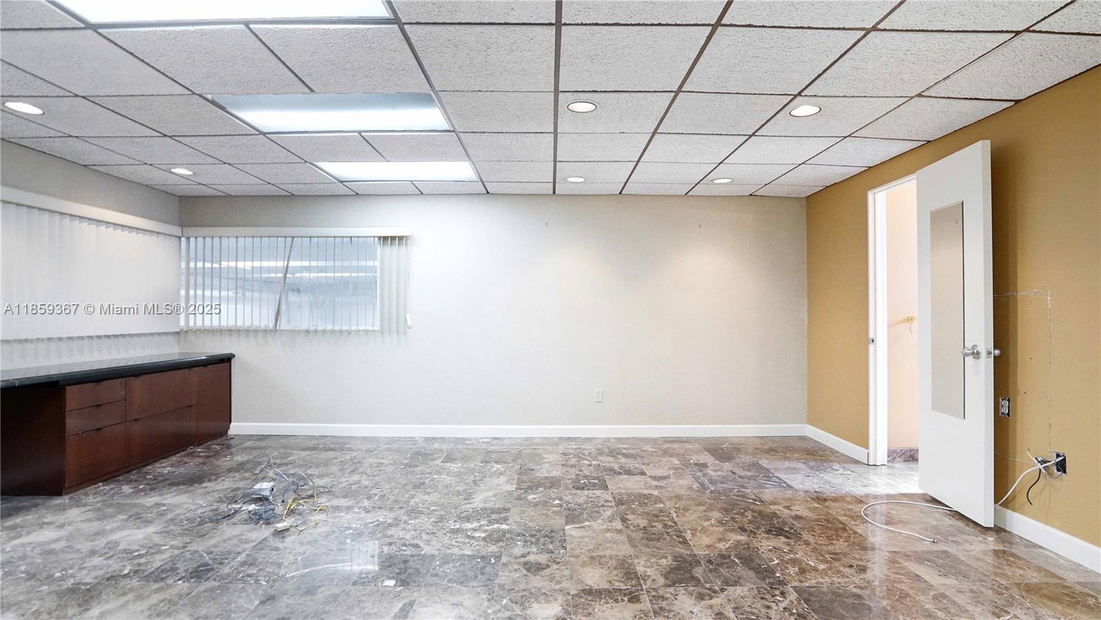 Ver detalles / sq. ft. $ 2025-08-15 0 foto