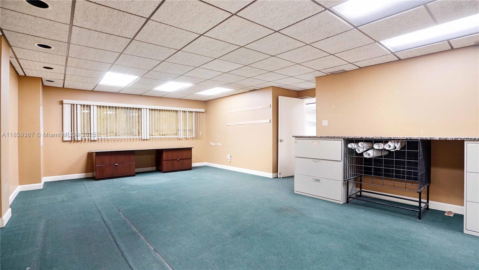 Ver detalles / sq. ft. $ 2025-08-15 0 foto