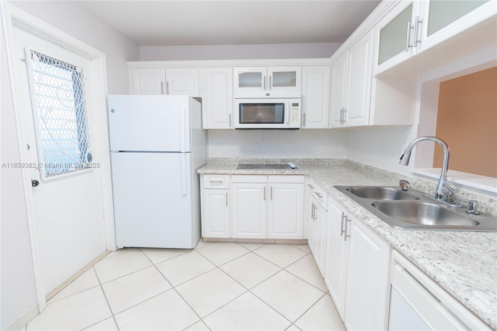 Photo of 218 12th Ave  #502, Hallandale Beach, Florida, 33009 - 