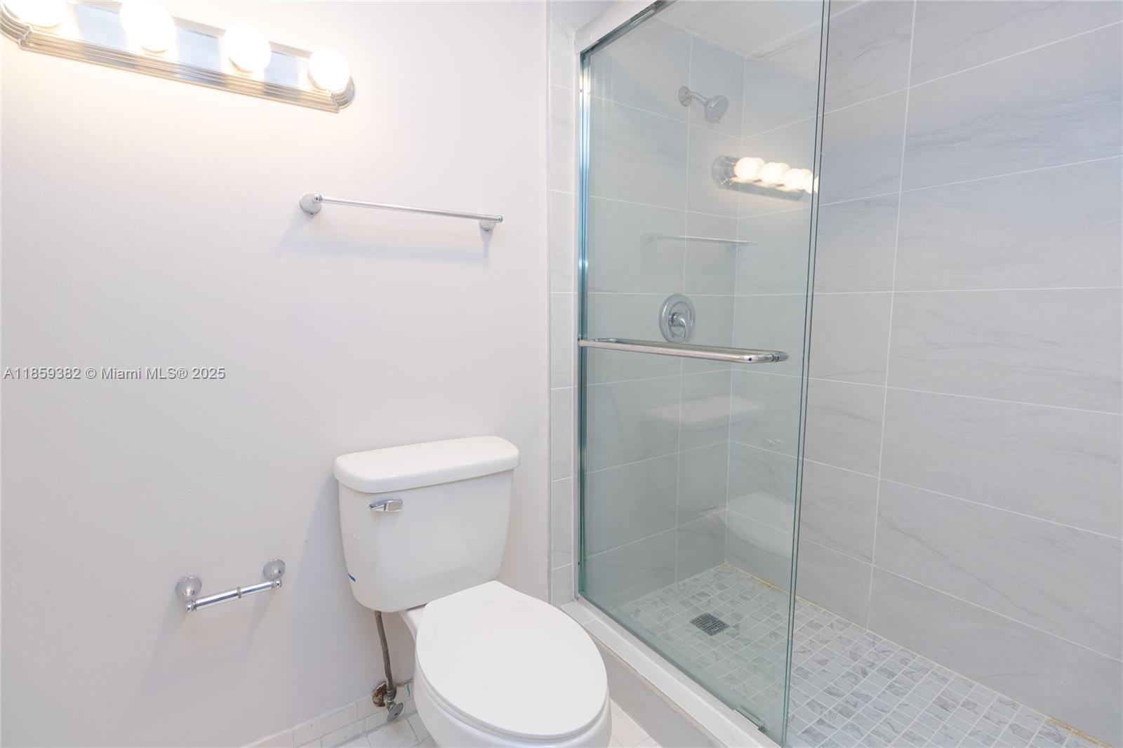 Photo of 218 12th Ave  #502, Hallandale Beach, Florida, 33009 - 