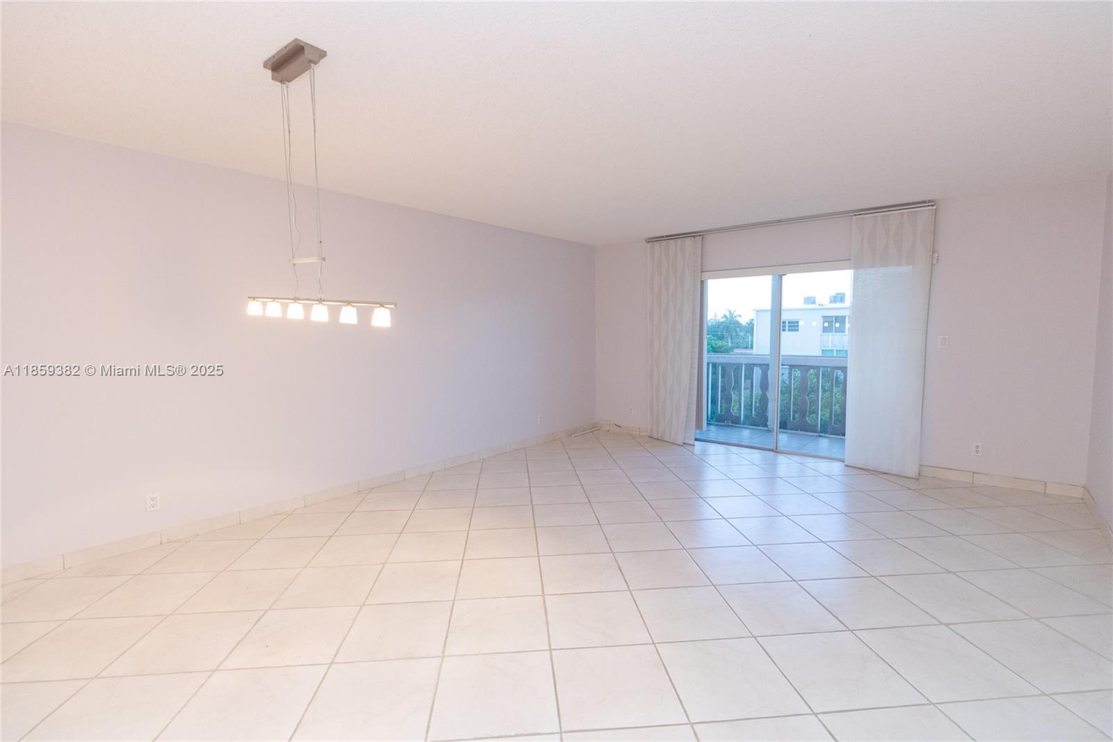 Photo of 218 12th Ave  #502, Hallandale Beach, Florida, 33009 - 