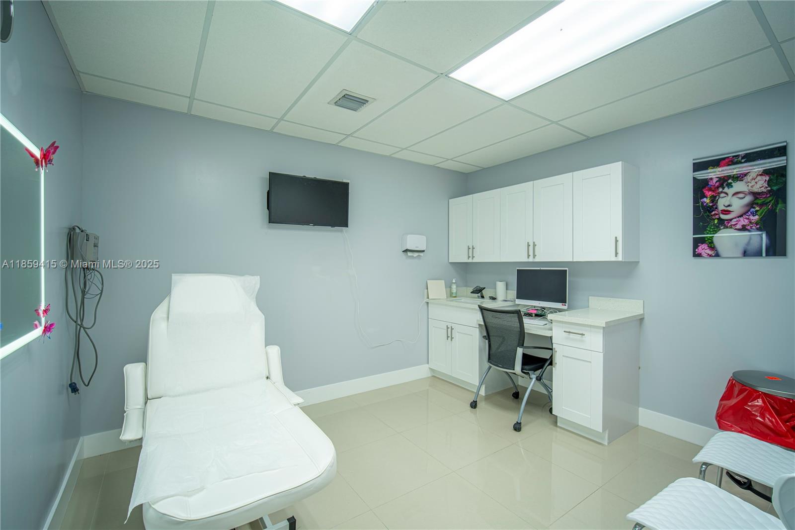   /   sq. ft. $ 2025-08-15 0 Photo