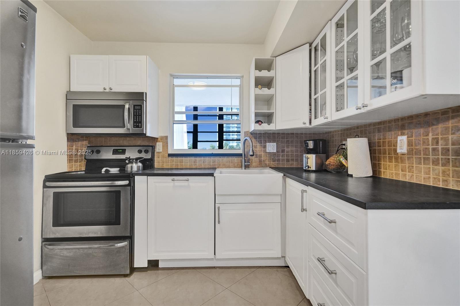 Photo of 2017 Ocean Dr #305, Hallandale Beach, Florida, 33009 -