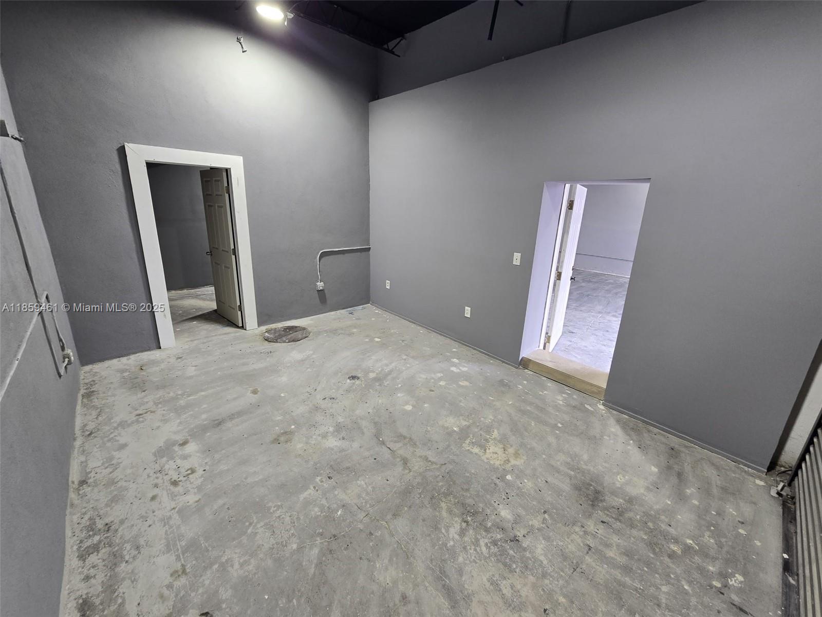 See details / sq. ft. $ 2025-08-15 0 Photo