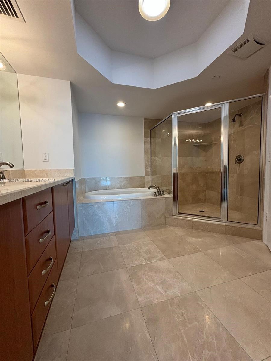 Photo of 3301 183rd St  #2705, Aventura, Florida, 33160 - 