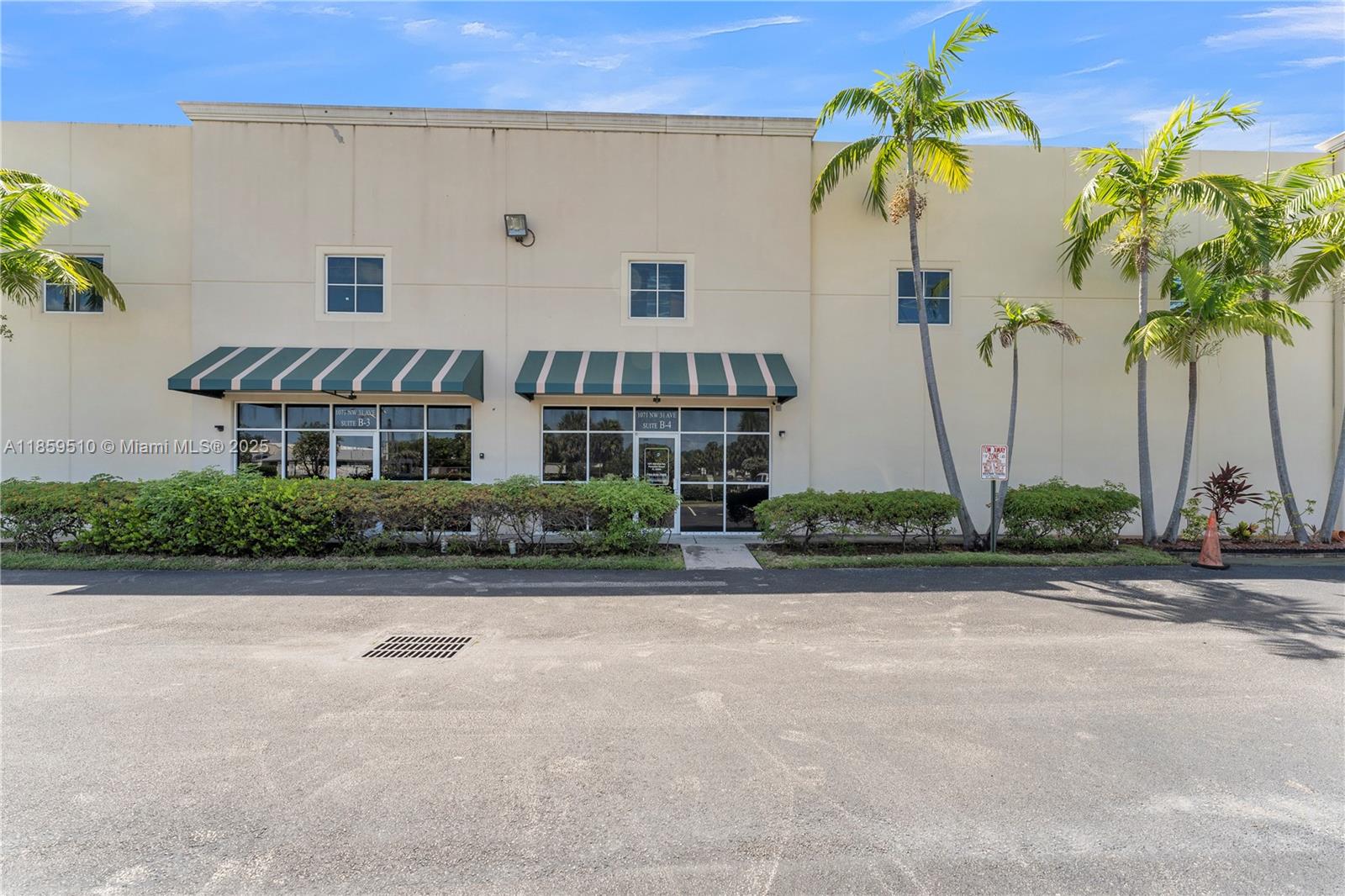 B-4  /   sq. ft. $ 2025-08-15 0 Photo