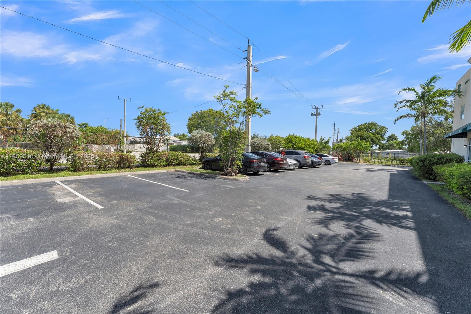 B-4  /   sq. ft. $ 2025-08-15 0 Photo