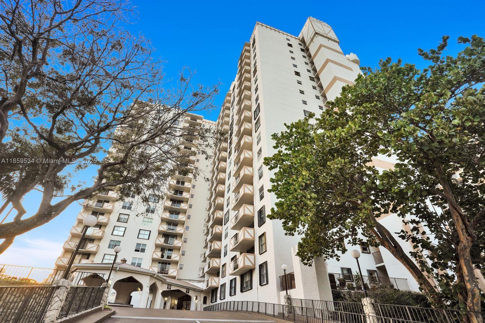 Photo of 1865 Ocean Dr #11J, Hallandale Beach, Florida, 33009 -