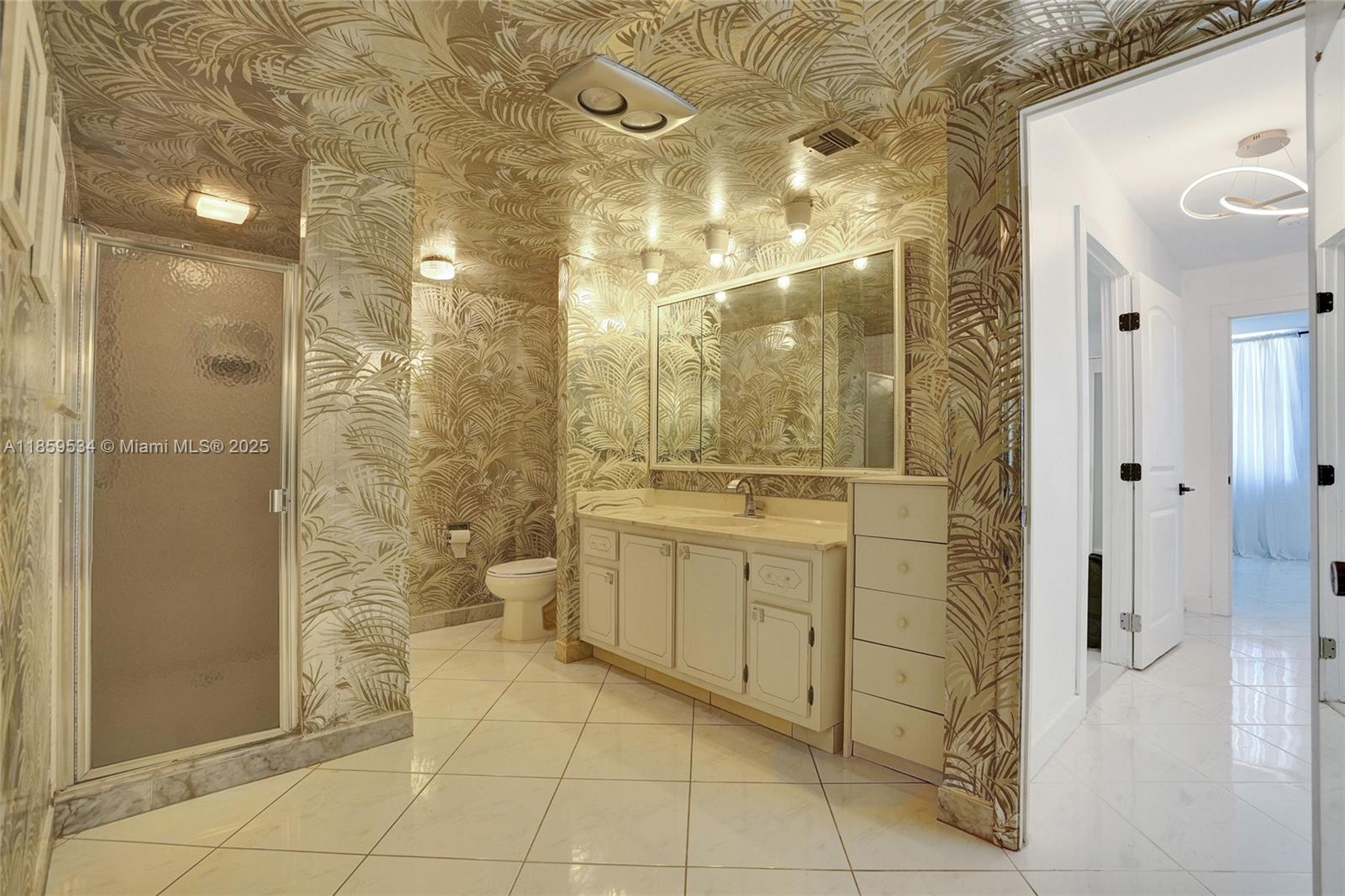 Photo of 1865 Ocean Dr  #11J, Hallandale Beach, Florida, 33009 - 