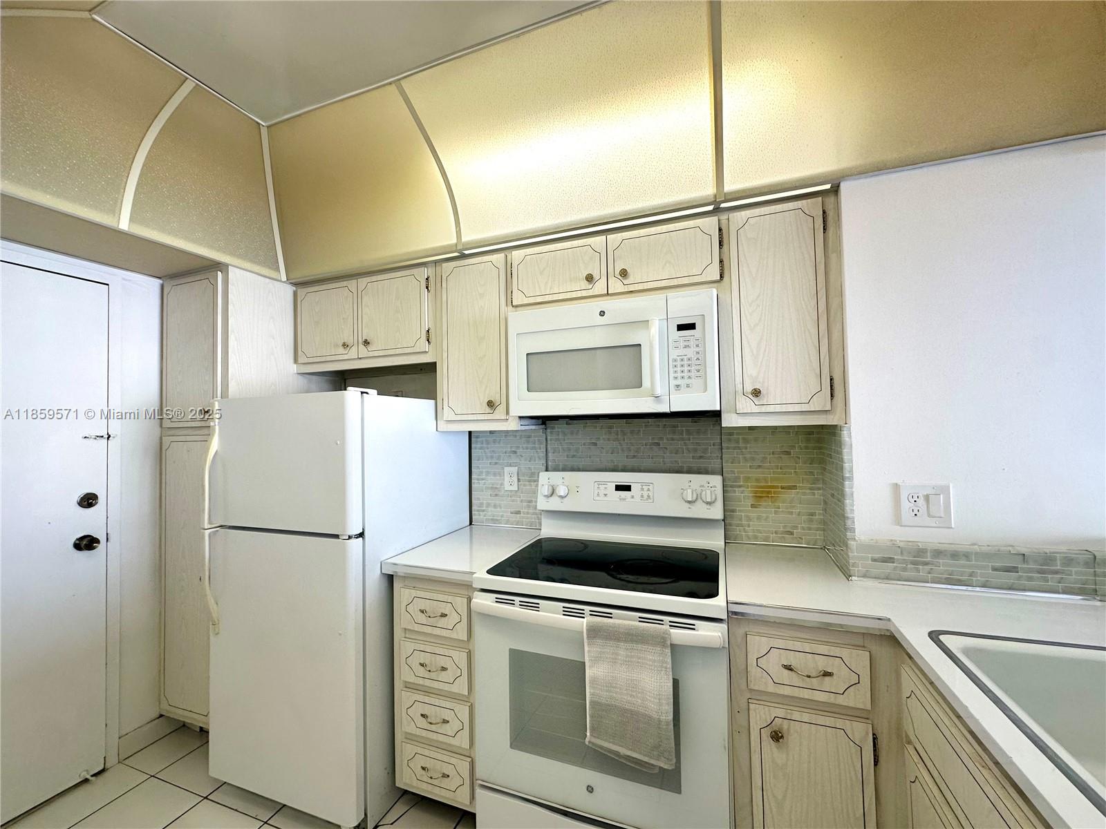 10H 0 / 1 545 sq. ft. $ 2025-08-15 0 Photo
