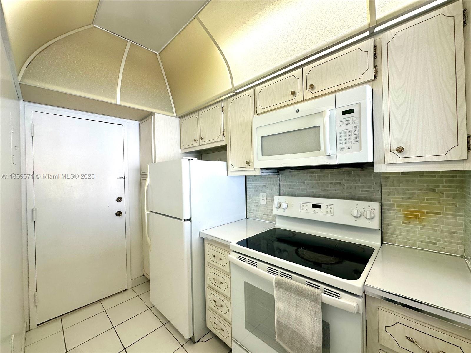 10H 0 / 1 545 sq. ft. $ 2025-08-15 0 Photo