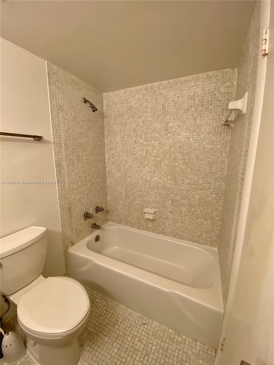10H 0 / 1 545 sq. ft. $ 2025-08-15 0 Photo