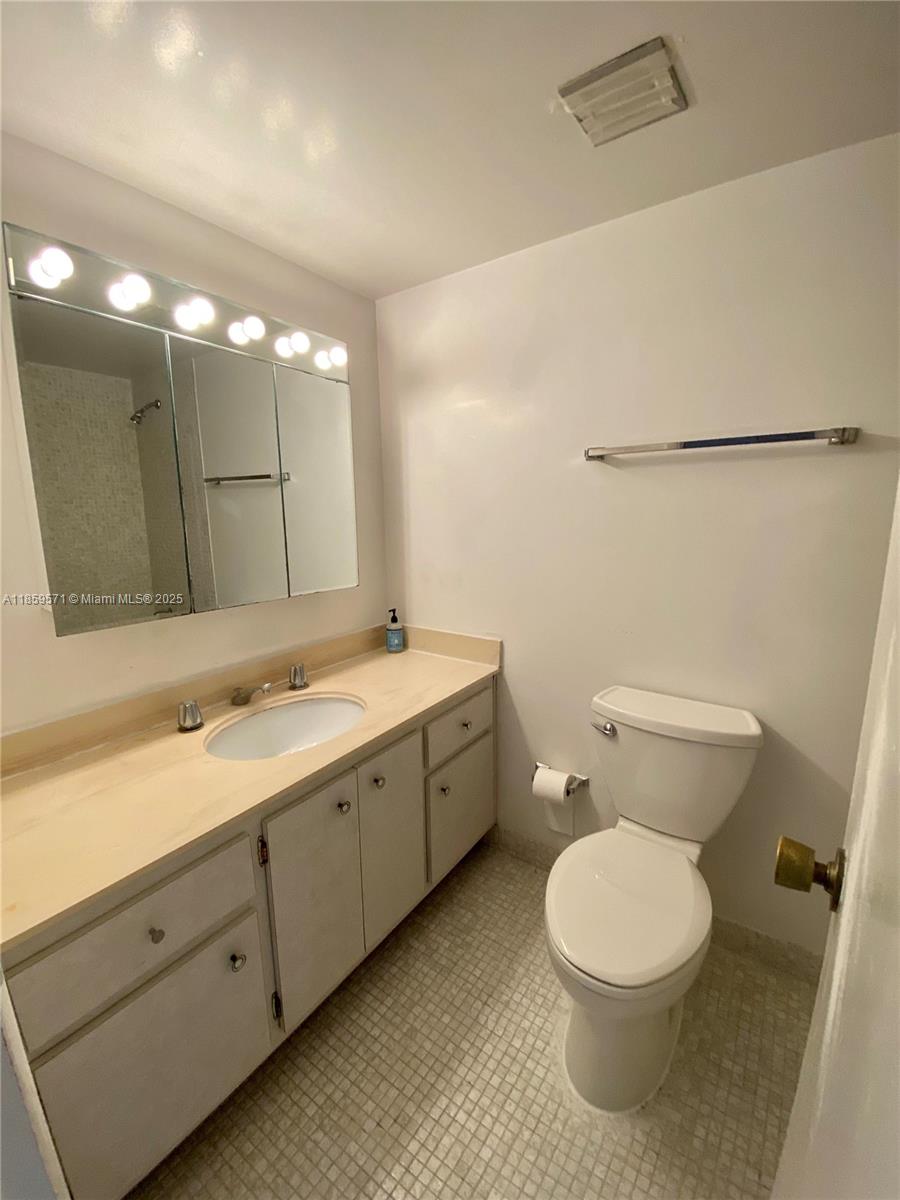 10H 0 / 1 545 sq. ft. $ 2025-08-15 0 Photo