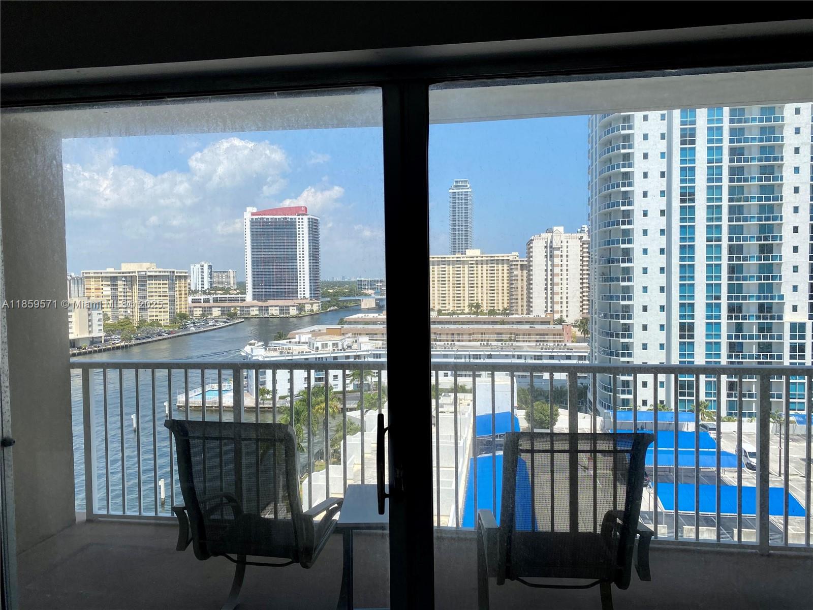10H 0 / 1 545 sq. ft. $ 2025-08-15 0 Photo