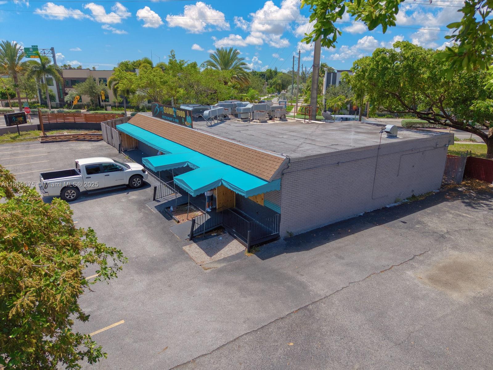 See details / sq. ft. $ 2025-08-15 0 Photo