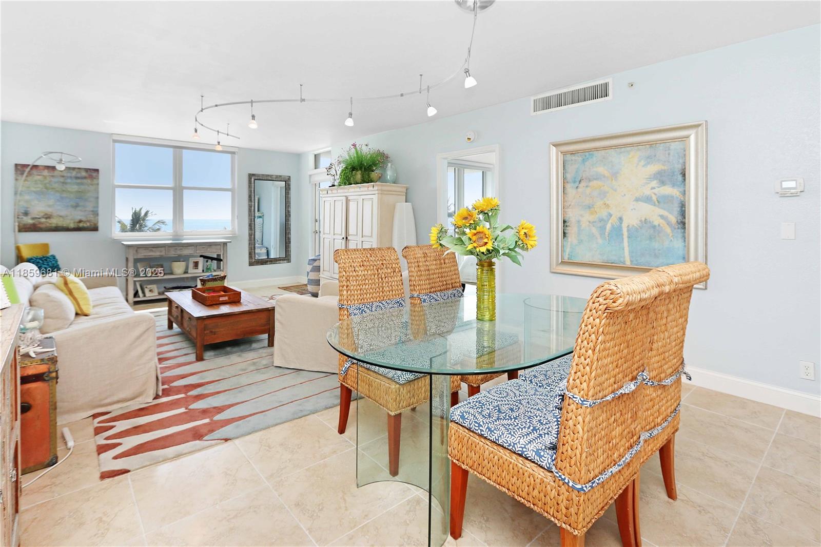 Photo of 3001 Ocean Dr  #411, Hollywood, Florida, 33019 - 