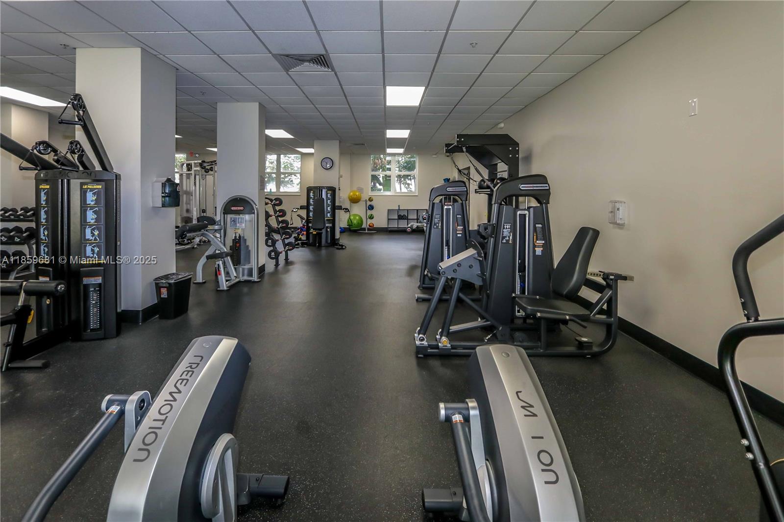 Photo of 3001 Ocean Dr  #411, Hollywood, Florida, 33019 - 