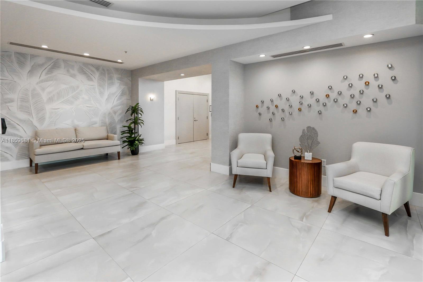 Photo of 3001 Ocean Dr  #411, Hollywood, Florida, 33019 - 