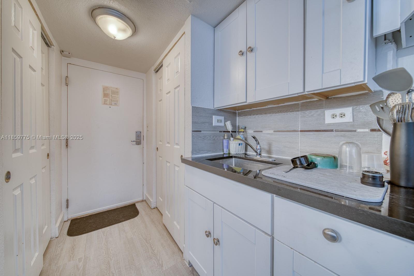 Photo of 19201 Collins Ave  #822, Sunny Isles Beach, Florida, 33160 - 