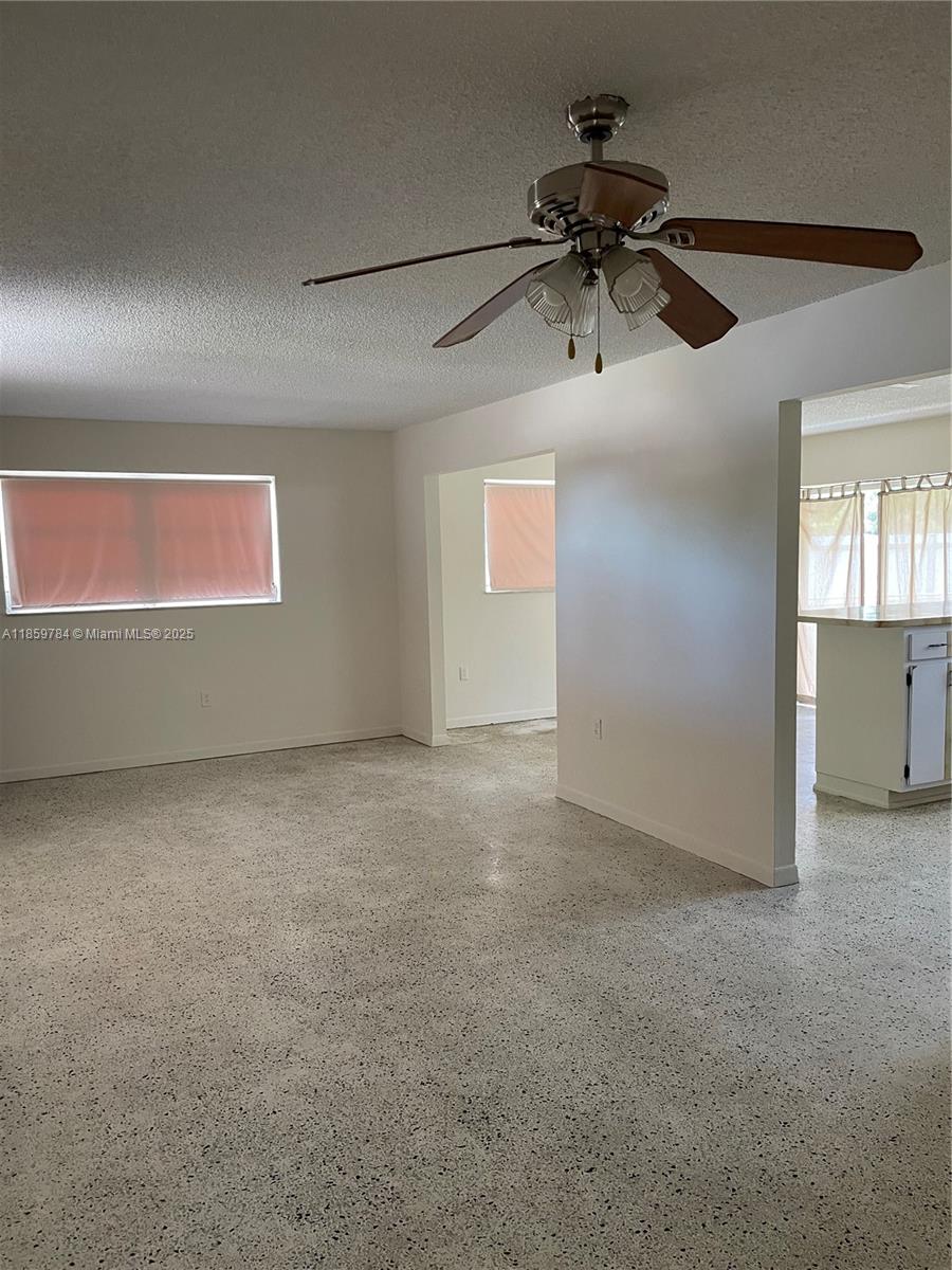   /  2350 sq. ft. $ 2025-08-15 0 foto