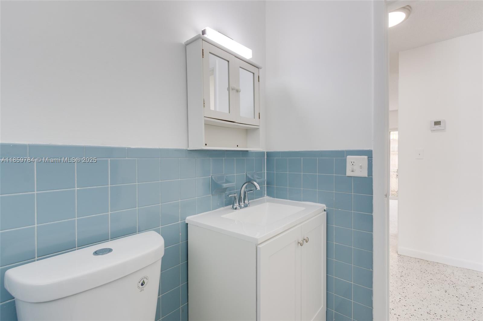 See details / 2350 sq. ft. $ 2025-08-15 0 Photo