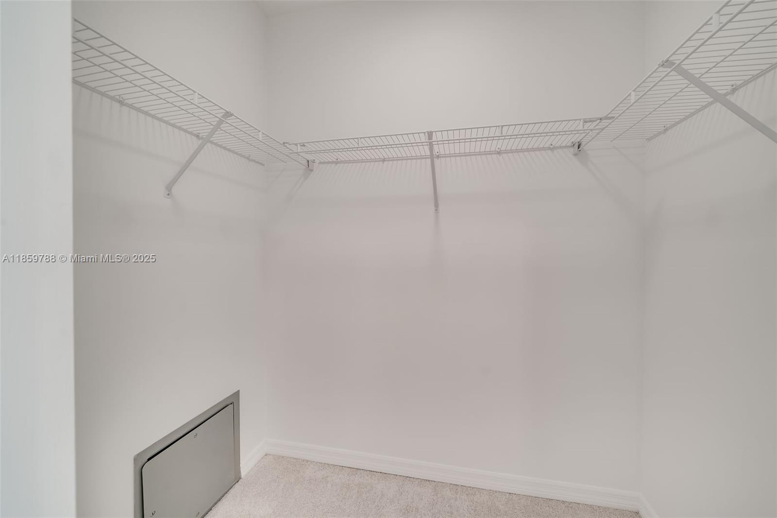 Photo of 140 Dixie Hwy  #1037, Hollywood, Florida, 33020 - Master Walk in closet