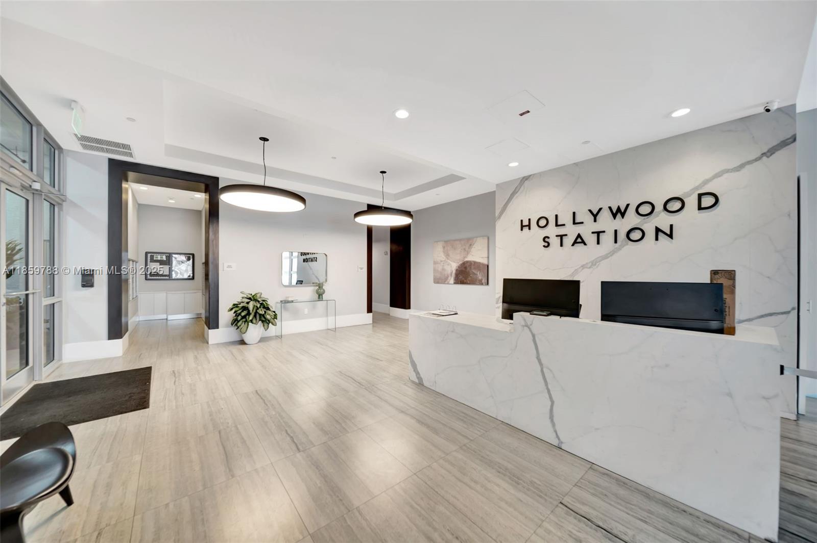 Photo of 140 Dixie Hwy  #1037, Hollywood, Florida, 33020 - 
