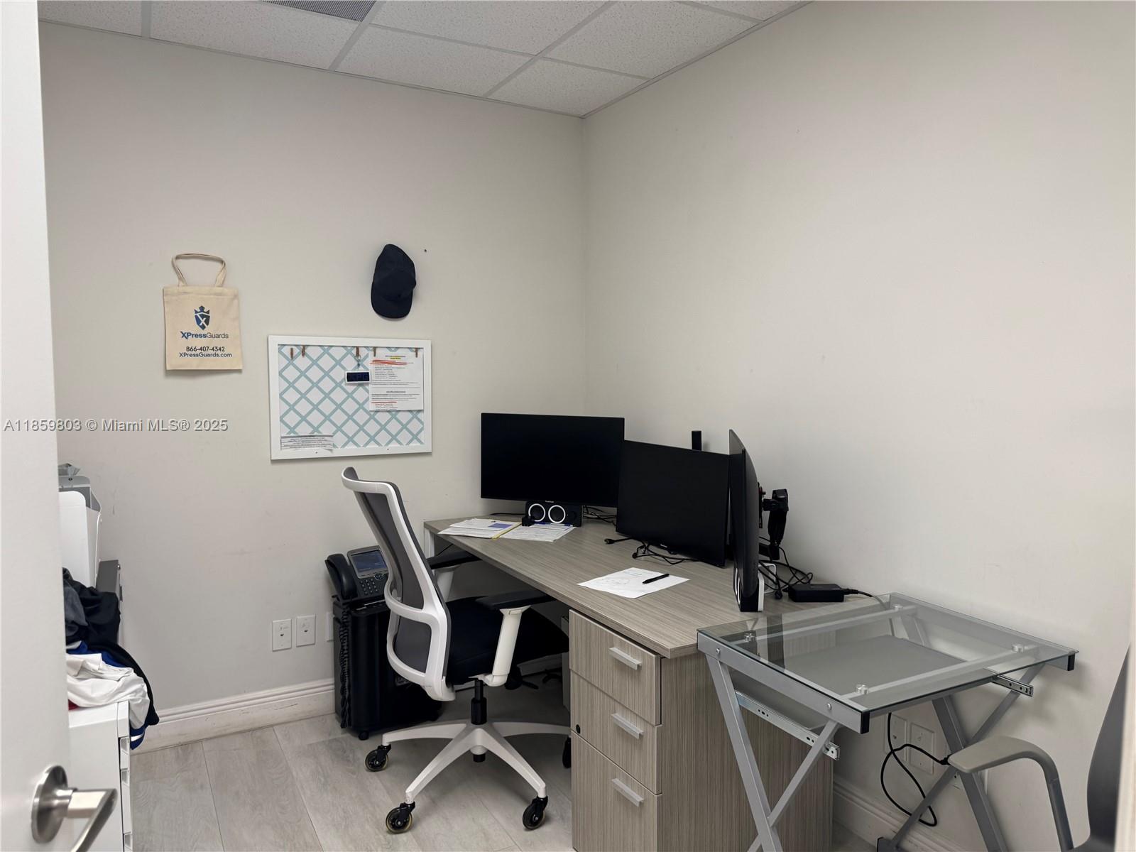   /   sq. ft. $ 2025-08-15 0 Photo