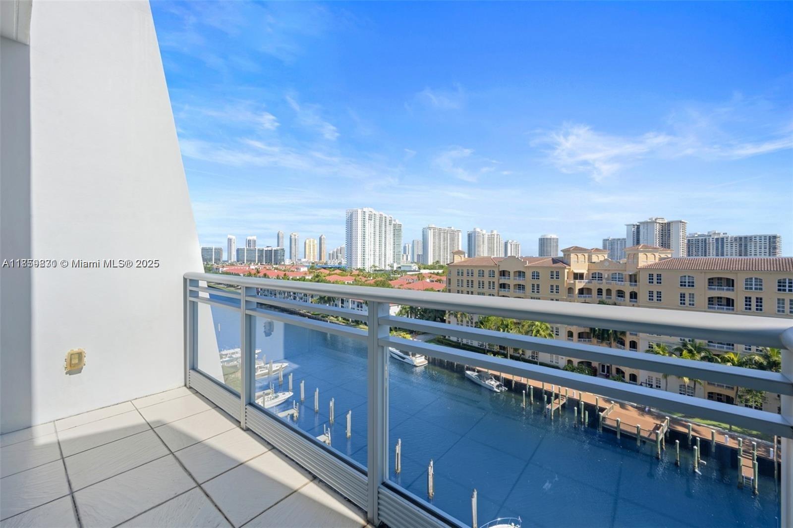 Photo of 2950 188th St  #525, Aventura, Florida, 33180 - 