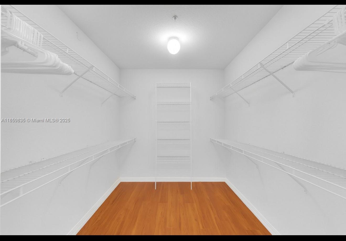 Photo of 3001 185th St  #610, Aventura, Florida, 33180 - 