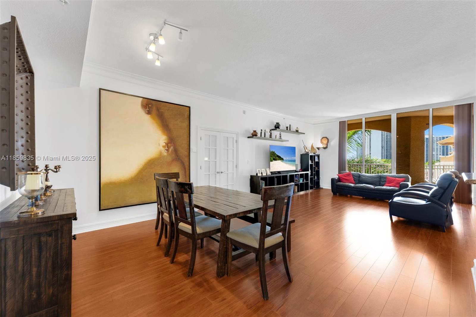 Photo of 3001 185th St #610, Aventura, Florida, 33180 -