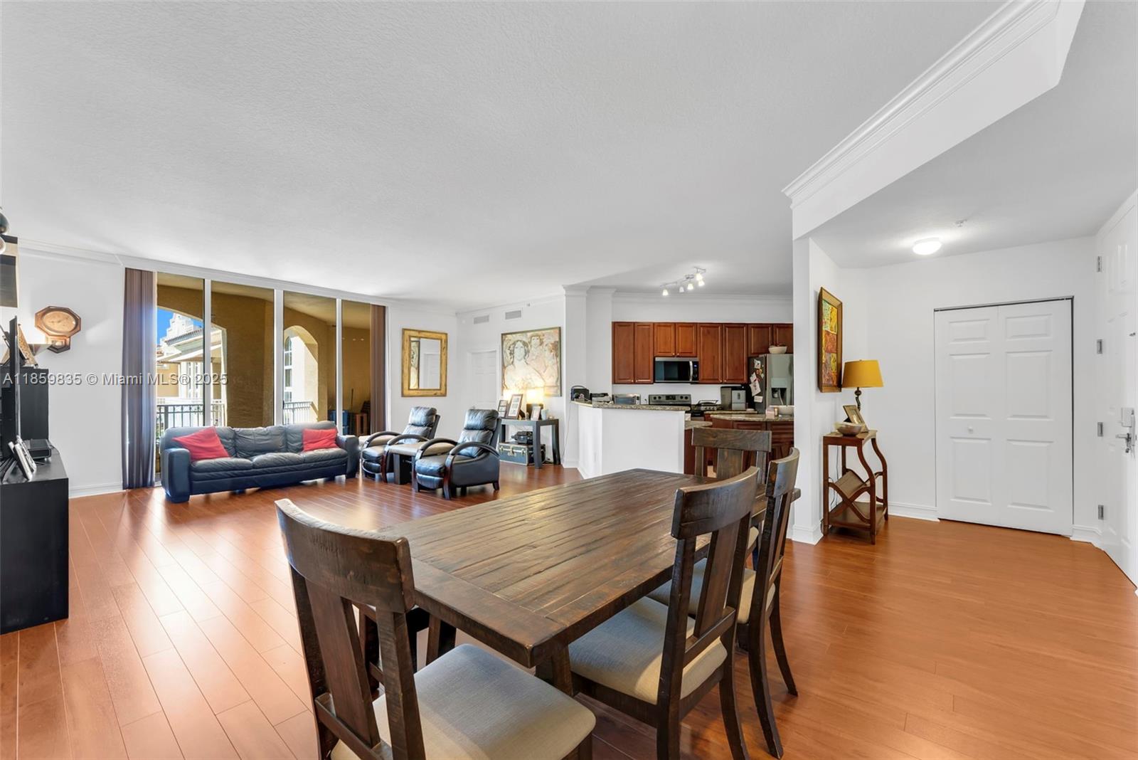 Photo of 3001 185th St #610, Aventura, Florida, 33180 -