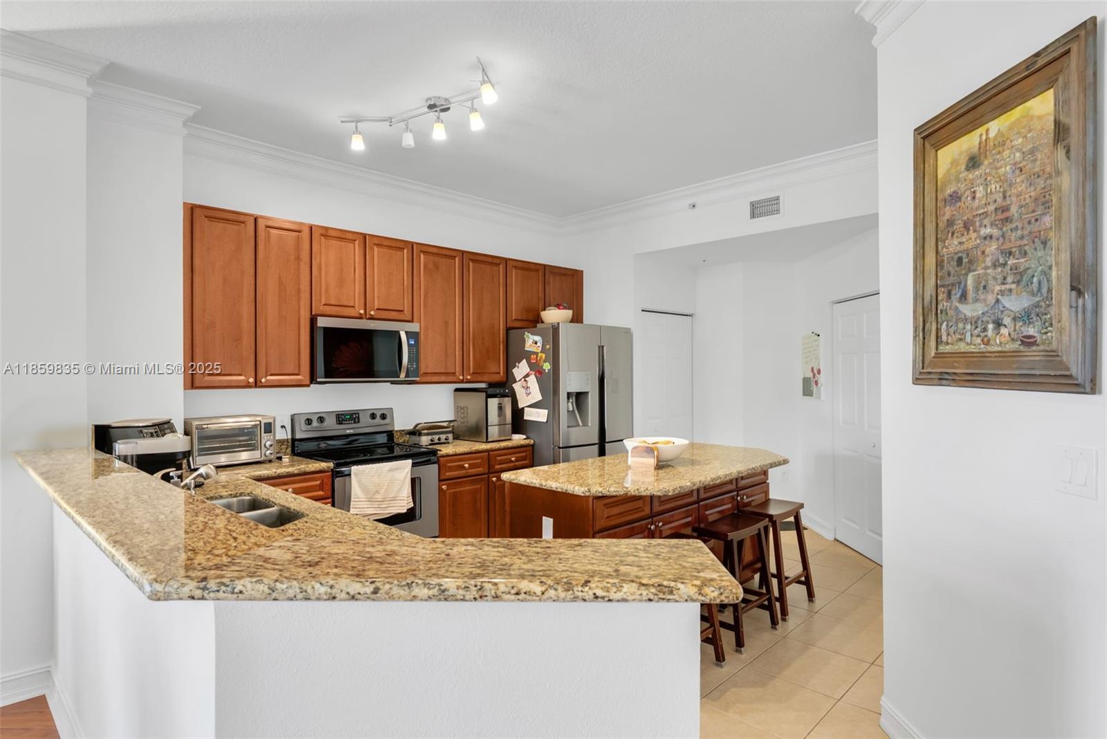 Photo of 3001 185th St #610, Aventura, Florida, 33180 -