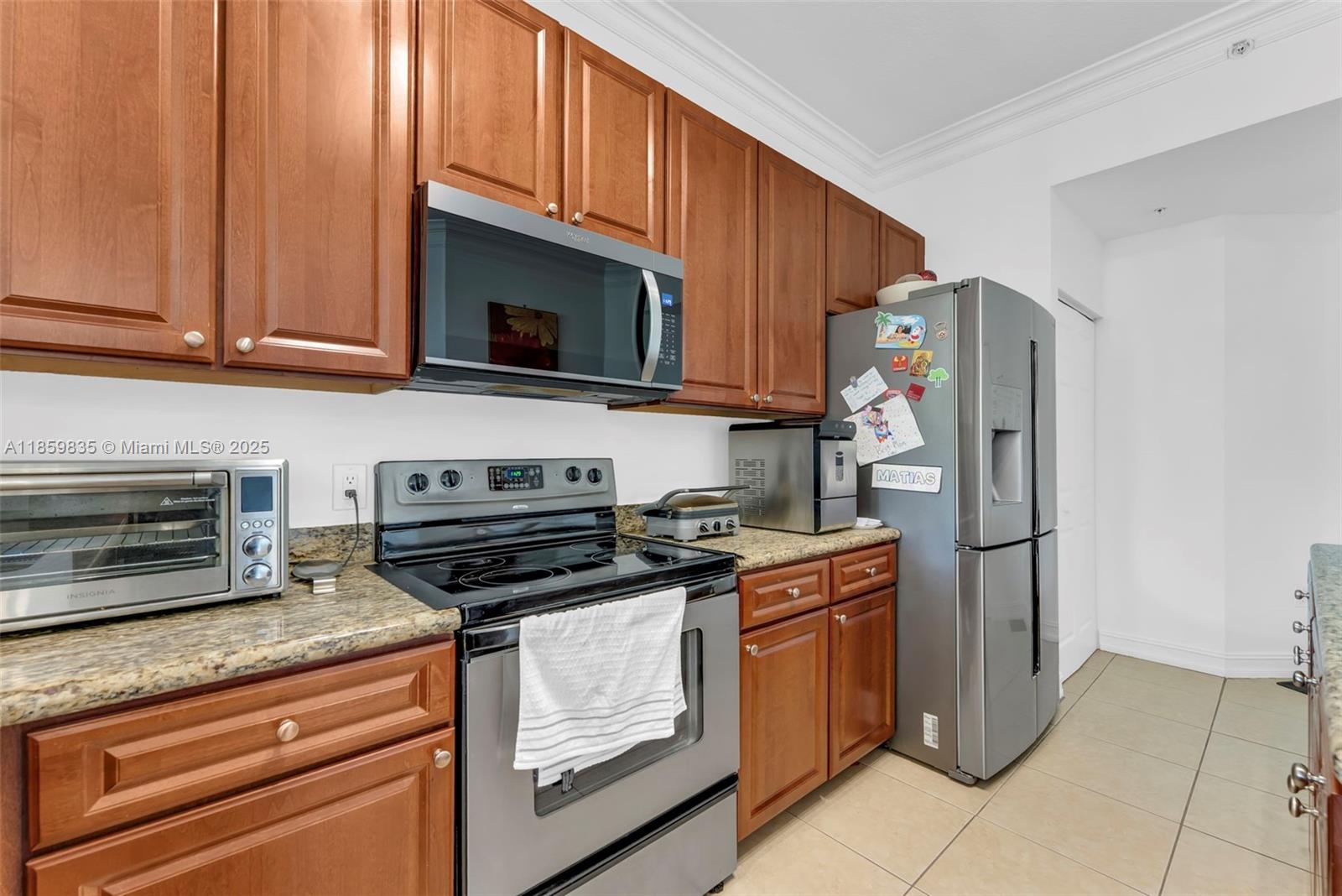 Photo of 3001 185th St  #610, Aventura, Florida, 33180 - 