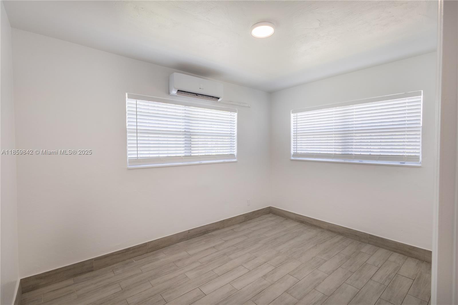 Ver detalles / 1224 sq. ft. $ 2025-08-15 0 foto
