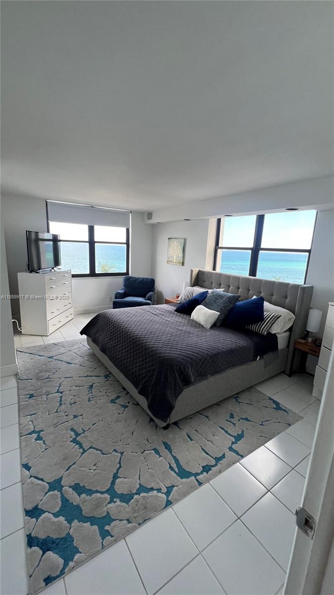 Photo of 2301 Ocean Dr  #601, Hollywood, Florida, 33019 - 