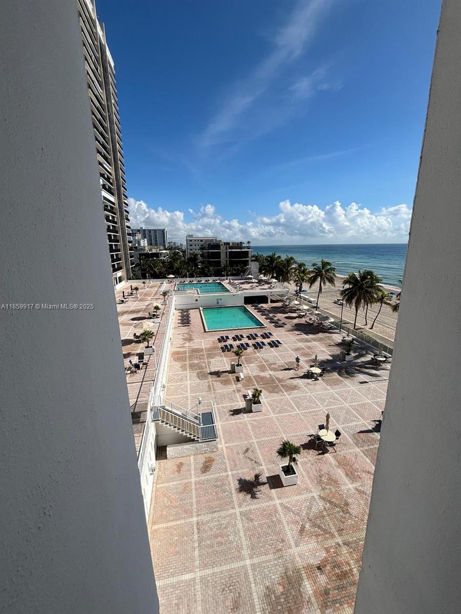 Photo of 2301 Ocean Dr  #601, Hollywood, Florida, 33019 - 