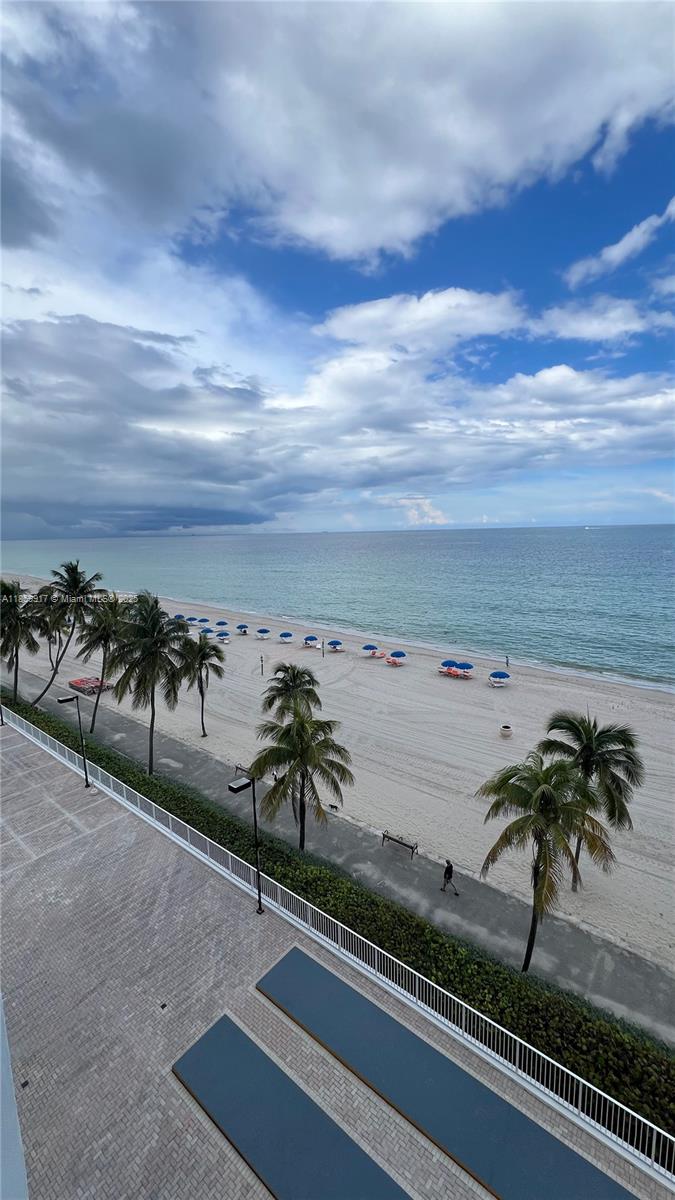 Photo of 2301 Ocean Dr  #601, Hollywood, Florida, 33019 - 