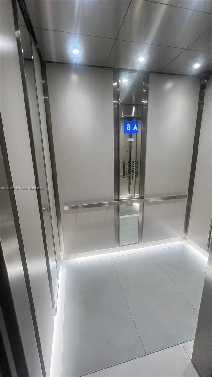 Photo of 2301 Ocean Dr  #601, Hollywood, Florida, 33019 - 
